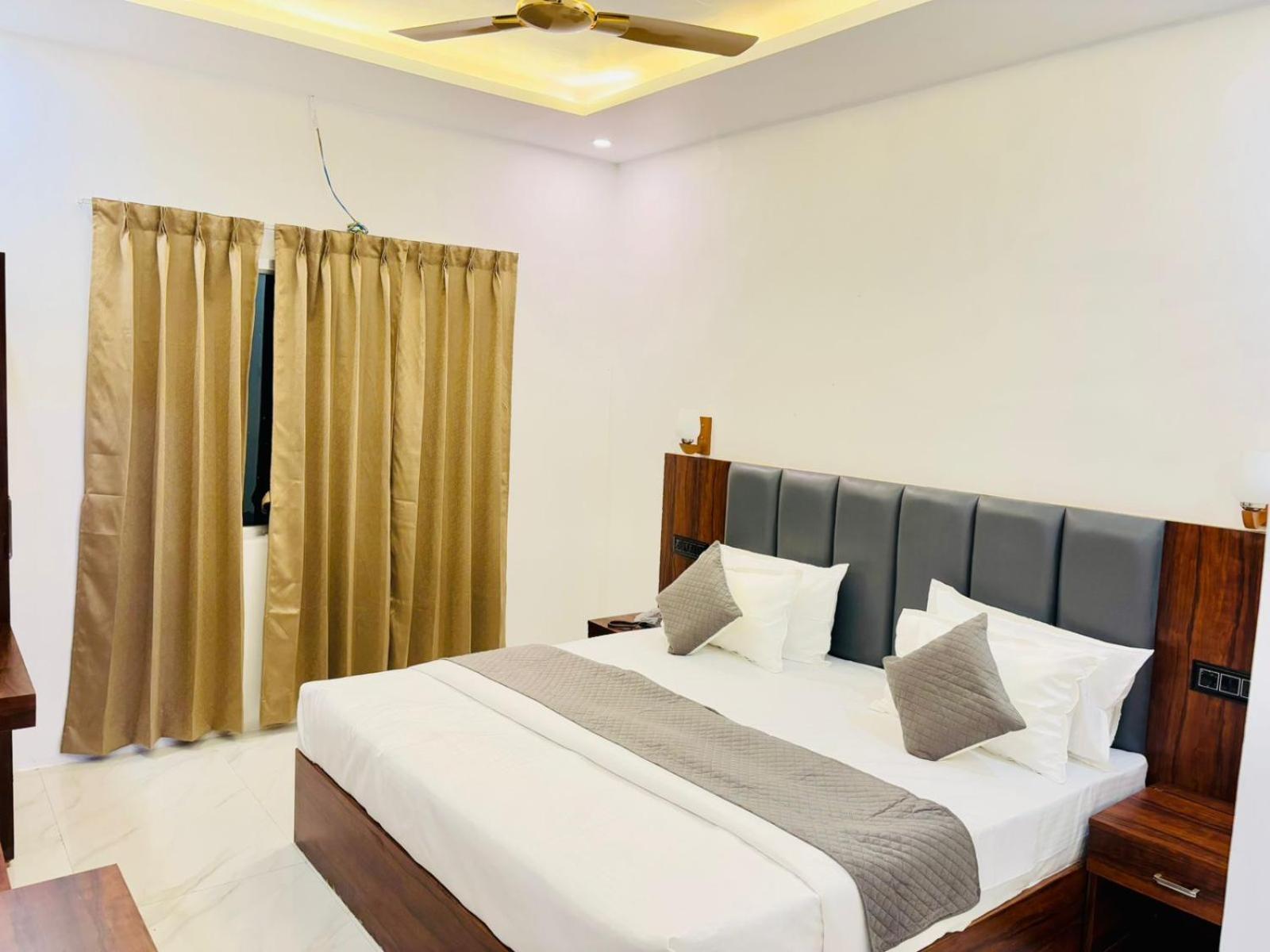 Hotel Omkar Palace Ayodhya المظهر الخارجي الصورة